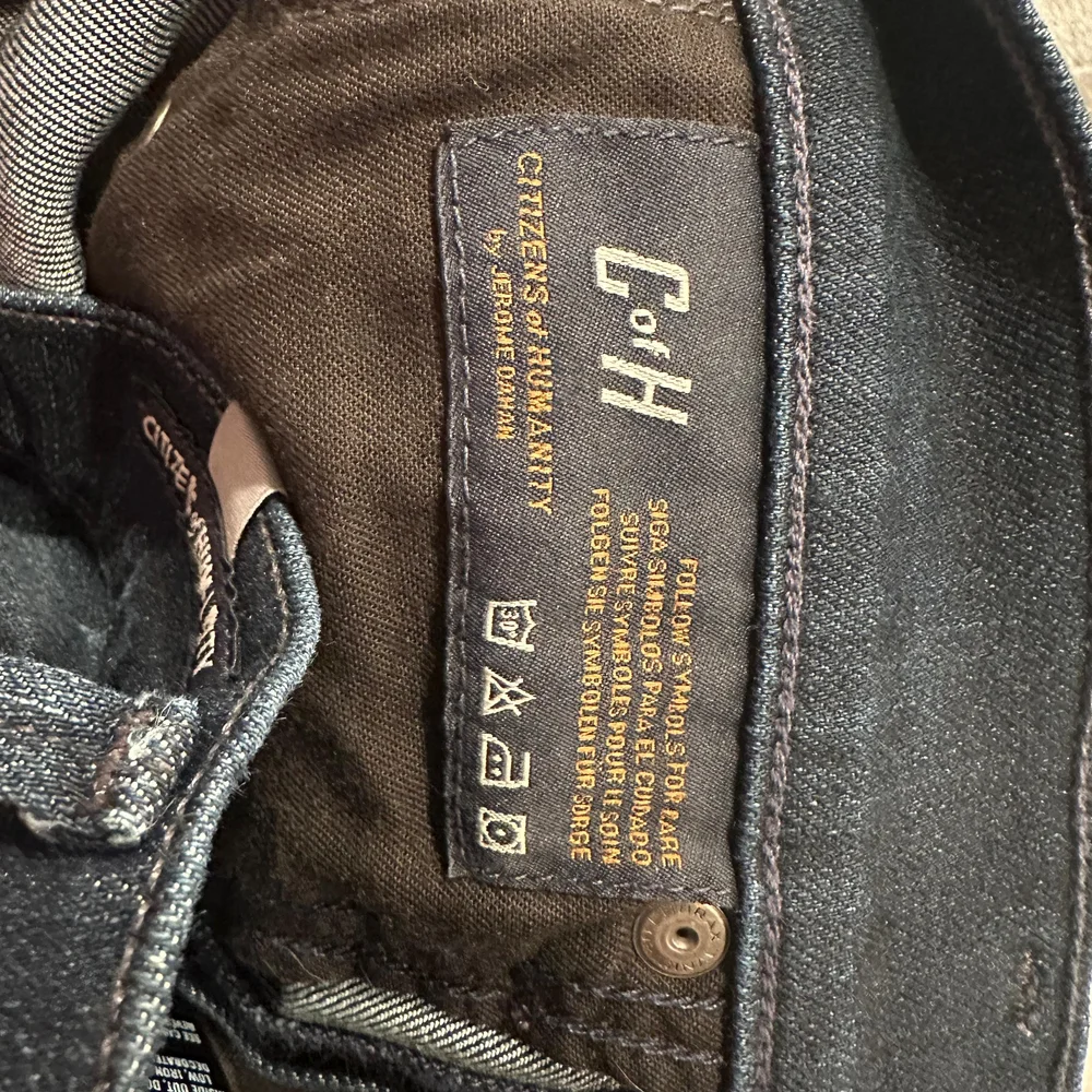 Citizens Of Humanity Indigo Skinny Jeans - Picture 6 of 7